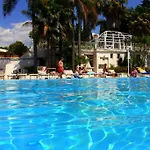 Szálloda Fontane Bianche 3*